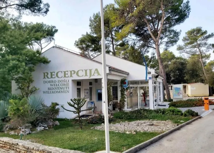 Innmare Mobile Homes *