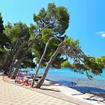 مكان تخييم Innmare Mobile Homes بيوغْغاد نا موغو