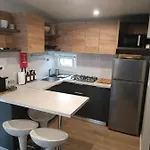 Innmare Mobile Homes مكان تخييم